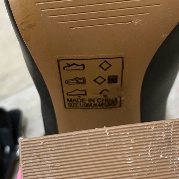 QUPID Slingback Black Heels - Picture 8 of 9